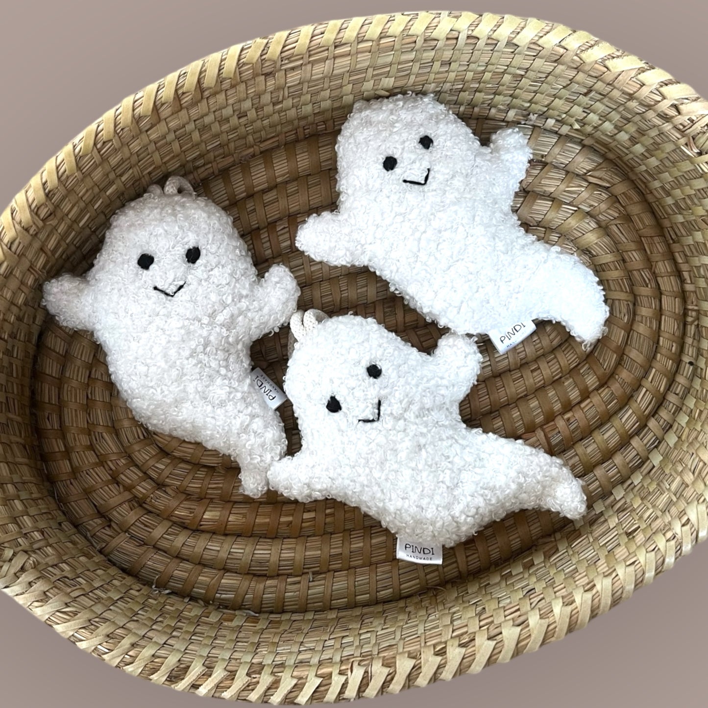 Szellemes csörgő cumitartó