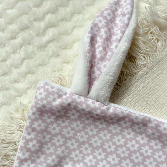 Nyuszifüles szundikendő - mályva viràgos