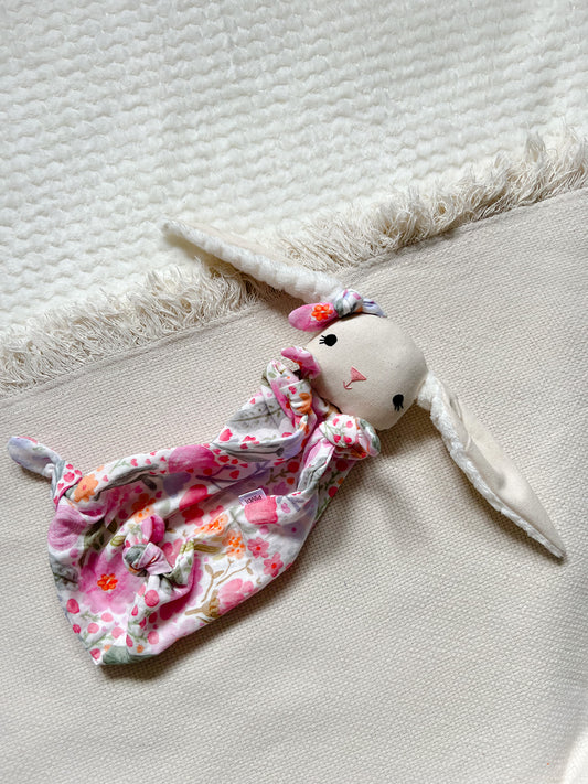 Szundikendő nyuszi - réti virág