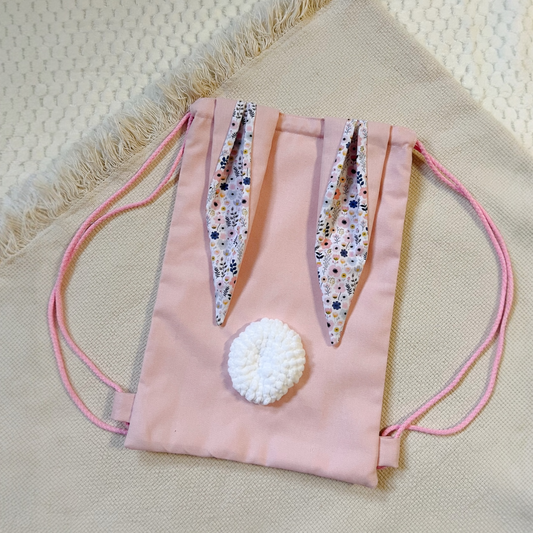 Nyuszifüles hátizsák